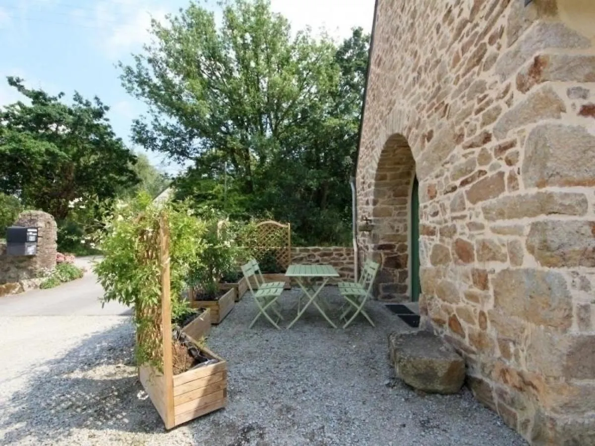 Gite Plougoumelen, 2 Pieces, 2 Personnes - Fr-1-378-928 0*, Plougoumelen